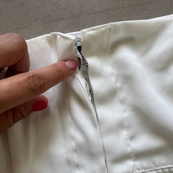 SHEIN | White Pleated Peplum Bustier Top (M) - Picture 4 of 9